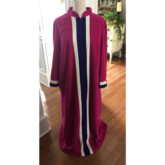 VTG 70's Vanity Fair Color Block Velour Zip Front Housecoat Hot Pink Purple XL - Picture 1 of 7